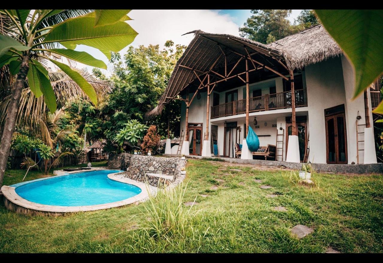 Batu Bambu Hotel Kuta  Exterior photo
